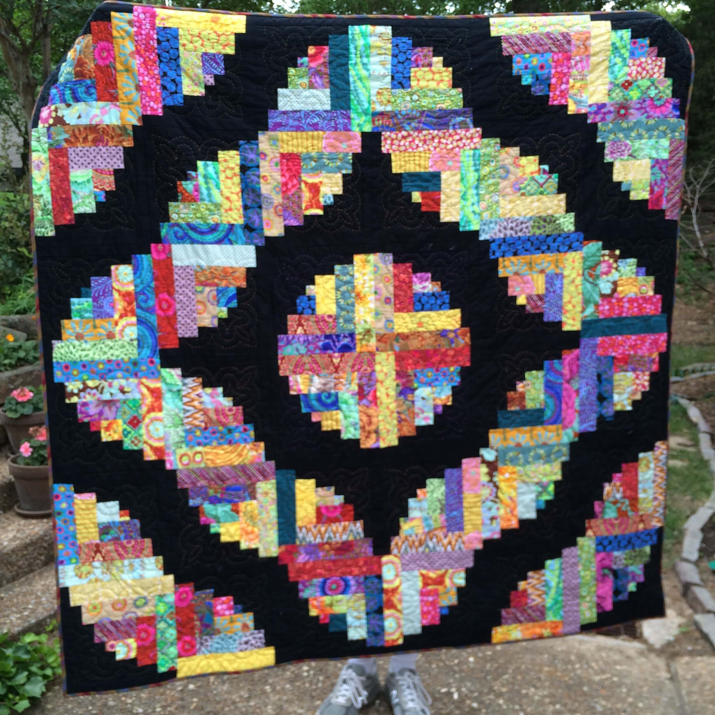 Curvy Log Cabin Quilt Block throughout Printable Curved Log Cabin Quilt Pattern Free