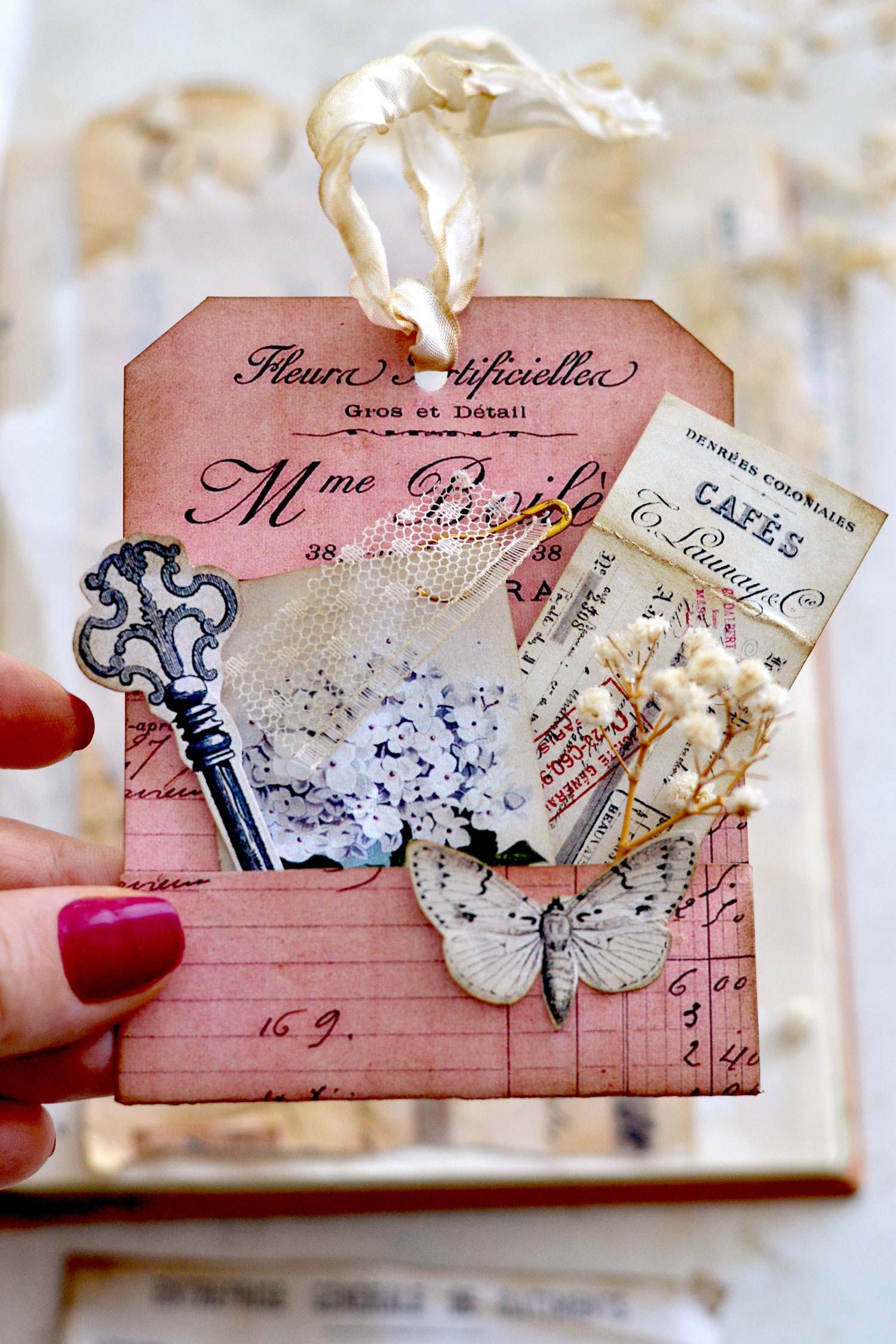 Junk Journal Pockets: (Free Printables!) - The Graphics Fairy with Vintage Ephemera Free Junk Journal Vintage Printables
