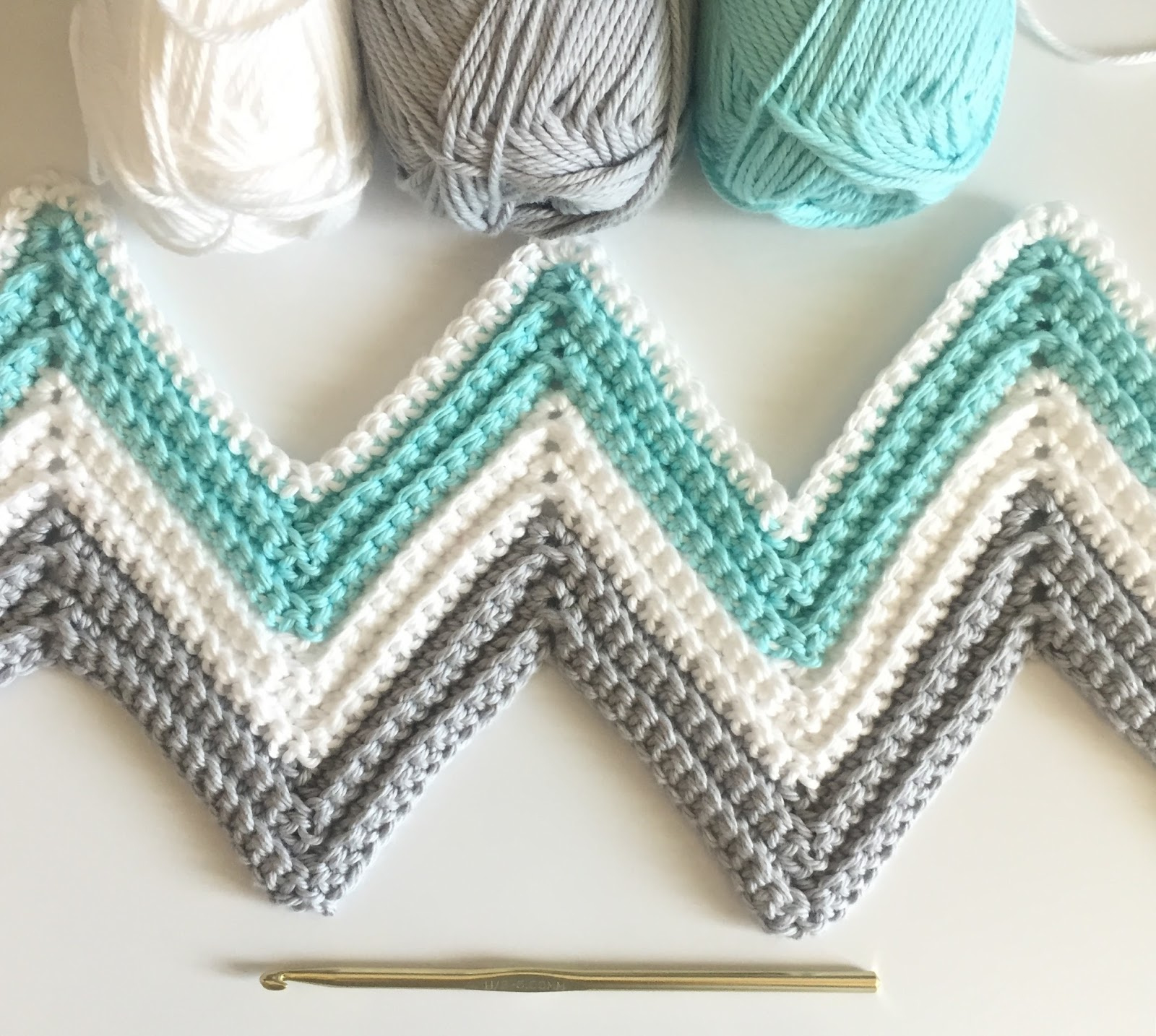 Single Crochet Chevron Blanket In Mint, Gray, And White - Daisy with regard to Free Printable Chevron Crochet Pattern