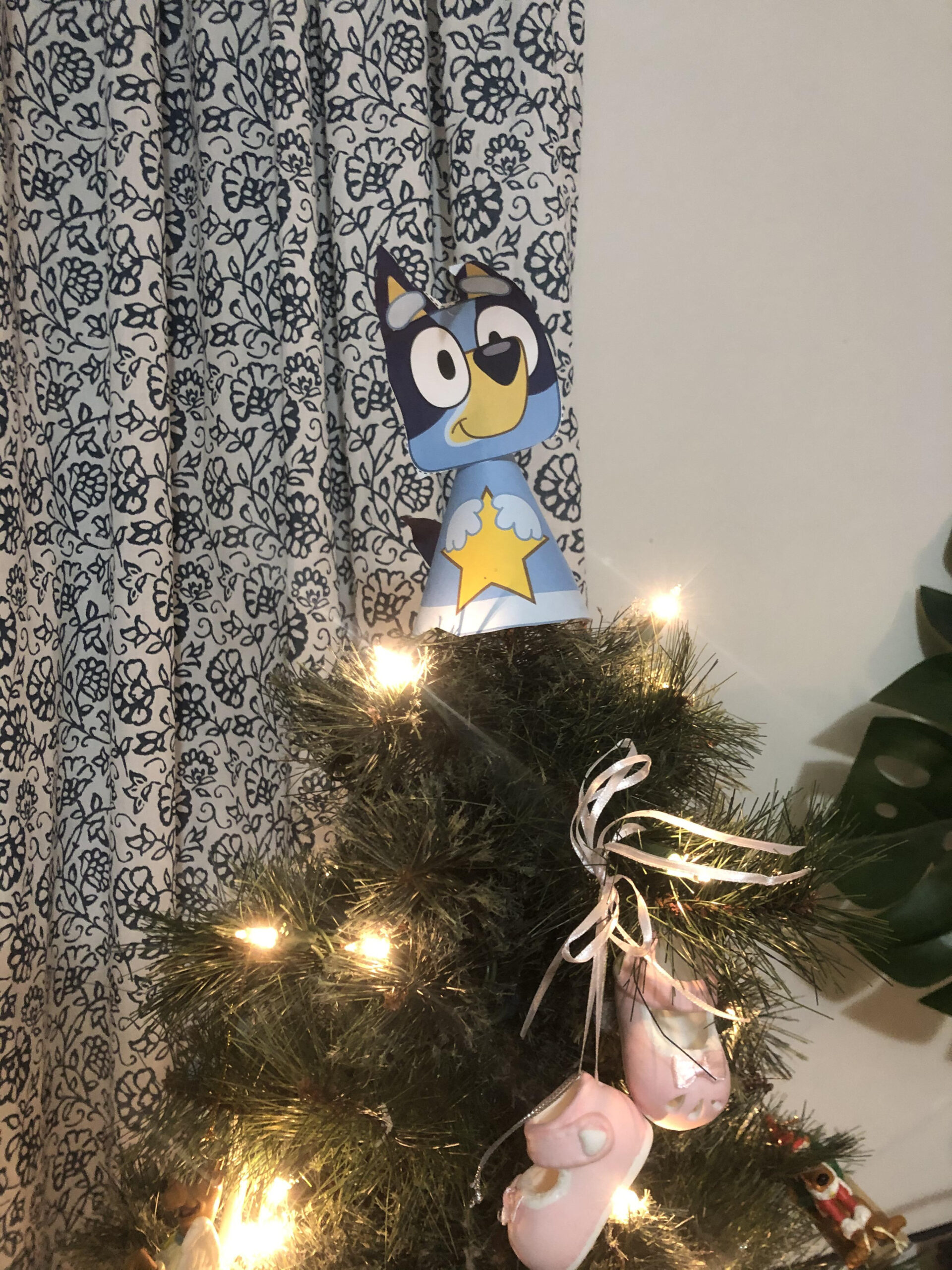 The Bluey Website Has This Adorable Printable Tree Topper! : R/Bluey inside Bluey Christmas Tree Topper Printable